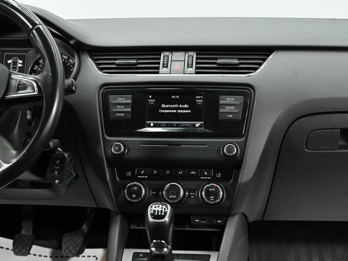 Skoda Octavia б/у, 2014, Механическая. Фото: #10