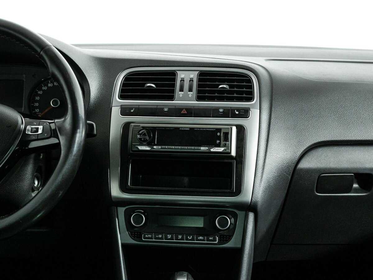 Volkswagen Polo б/у, 2016, Автоматическая. Фото: #13