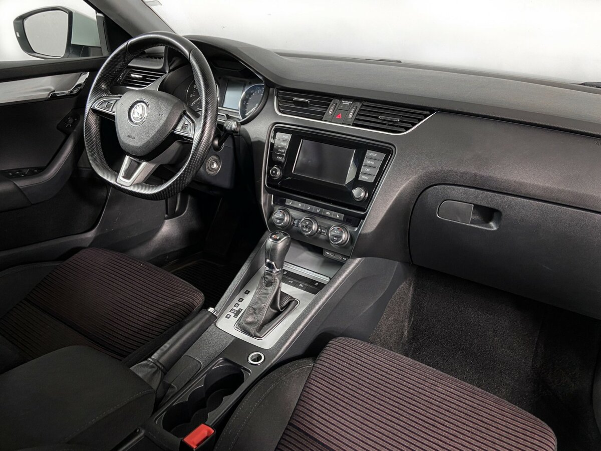 Skoda Octavia б/у, 2015, Роботизированная. Фото: #8