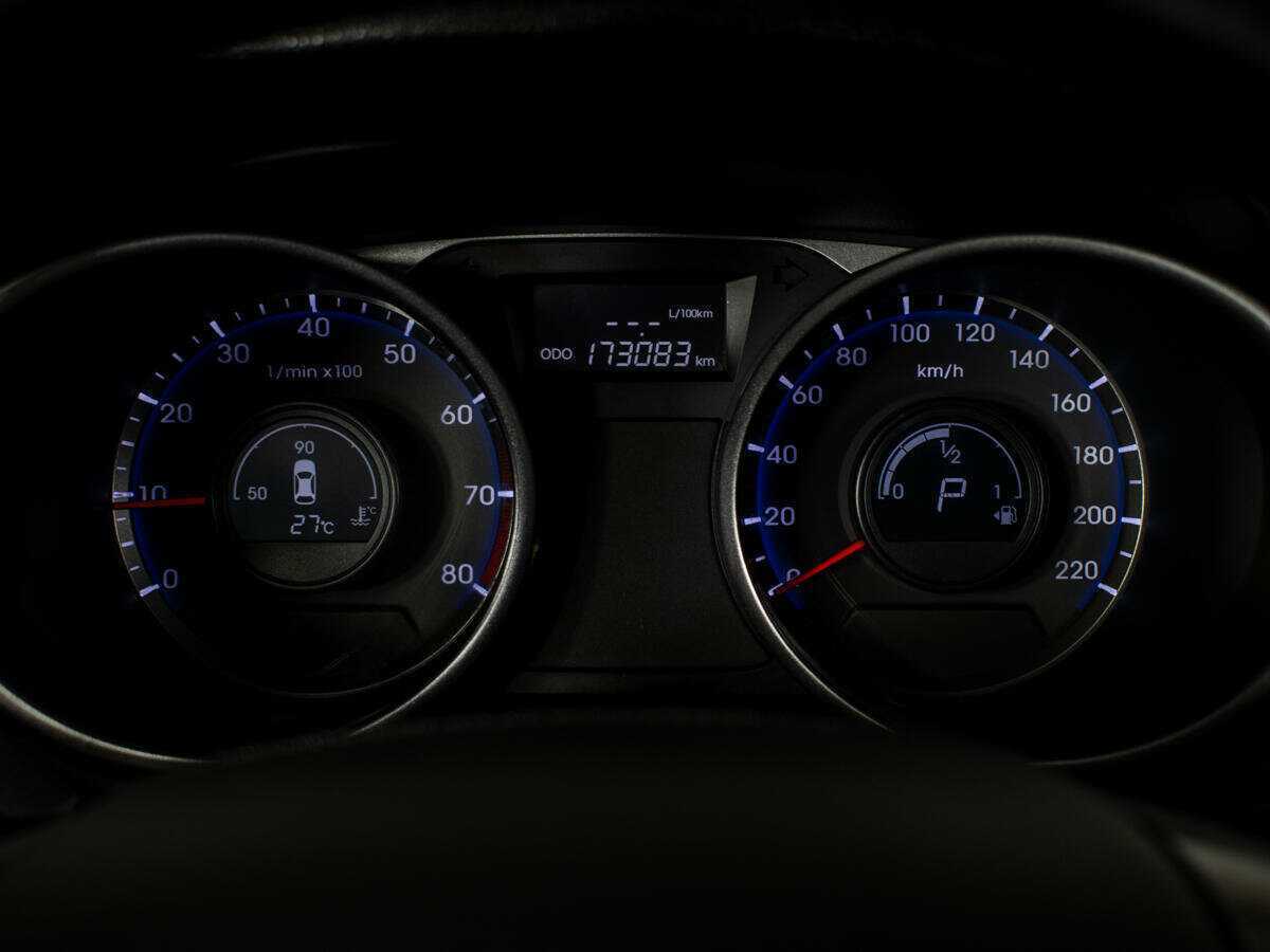 Hyundai ix35 б/у, 2014, Автоматическая. Фото: #11