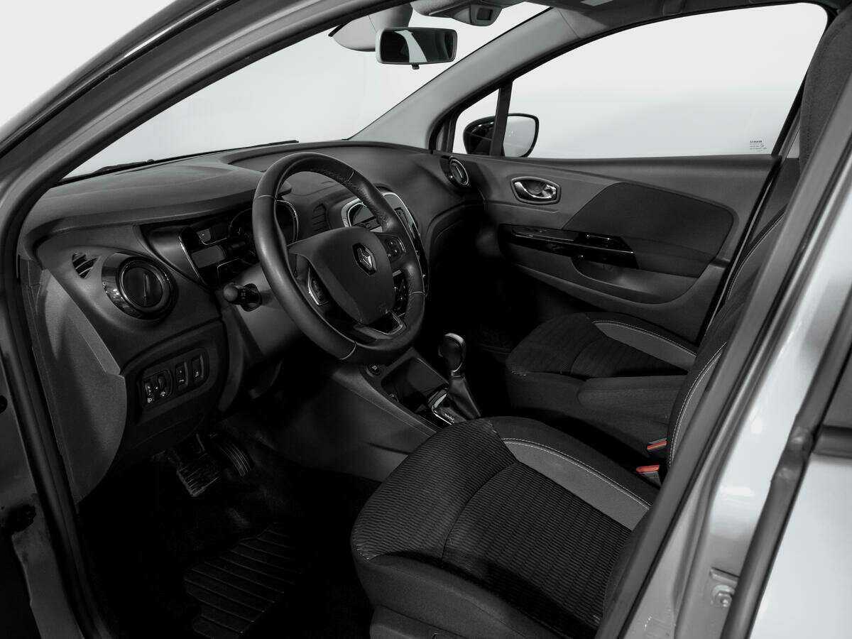 Renault Kaptur б/у, 2016, Автоматическая. Фото: #14