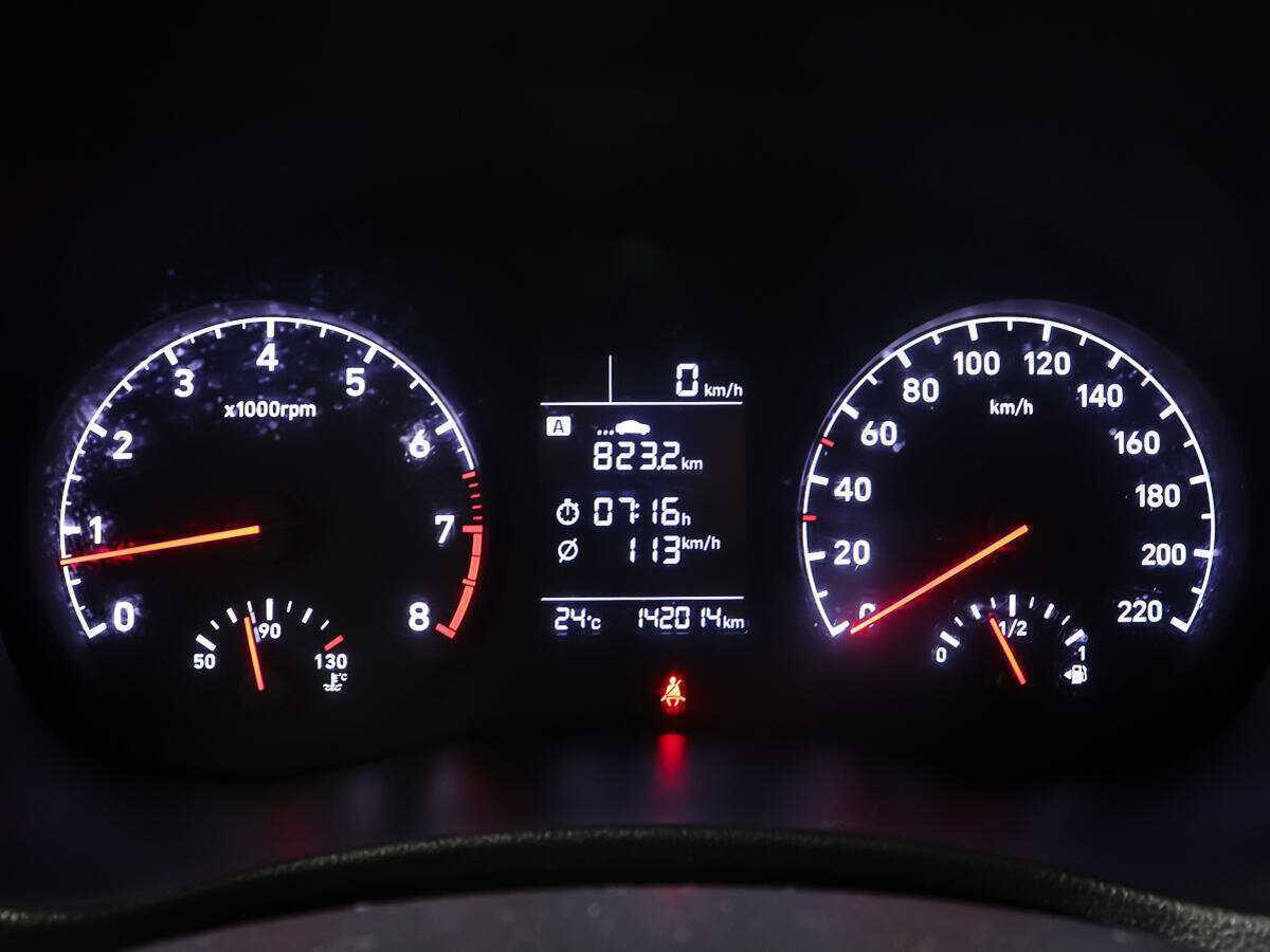 Hyundai Solaris б/у, 2018, Механическая. Фото: #13