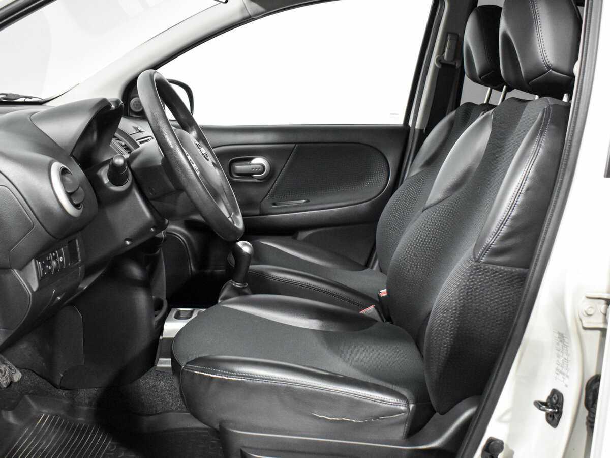 Nissan Note б/у, 2013, Механическая. Фото: #10