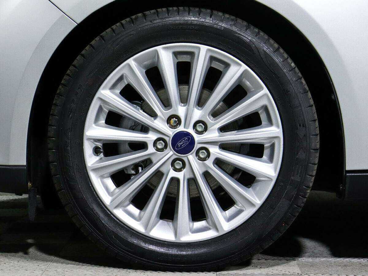 Ford Focus б/у, 2017, Автоматическая. Фото: #15