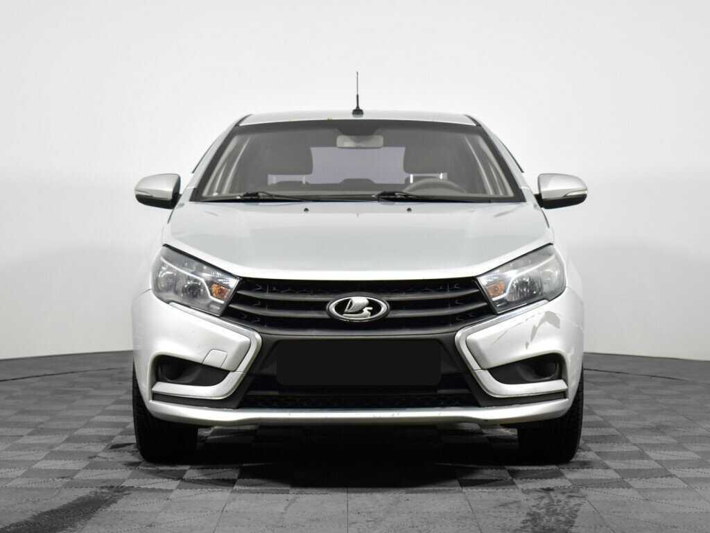 Lada (ВАЗ) Vesta б/у, 2017, Механическая. Фото: #1