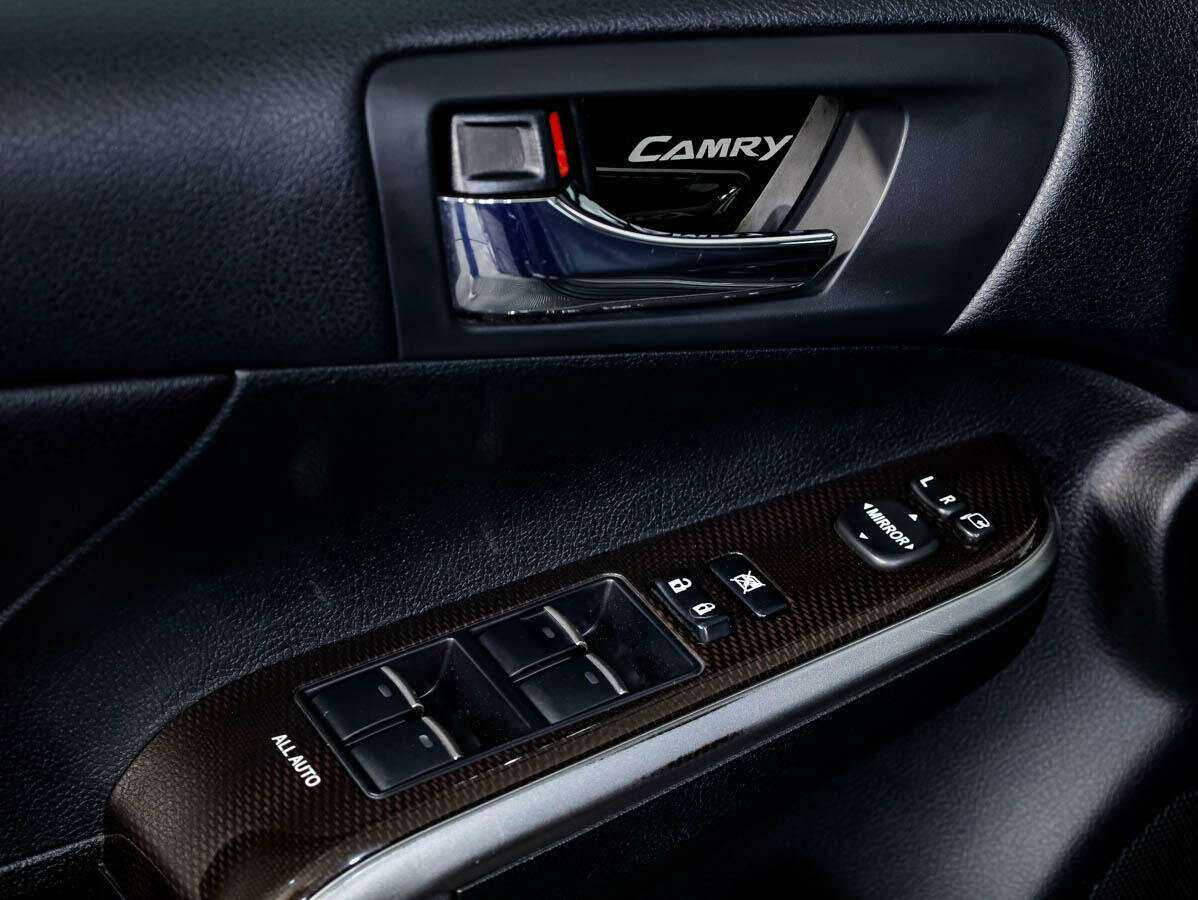 Toyota Camry б/у, 2016, Автоматическая. Фото: #13