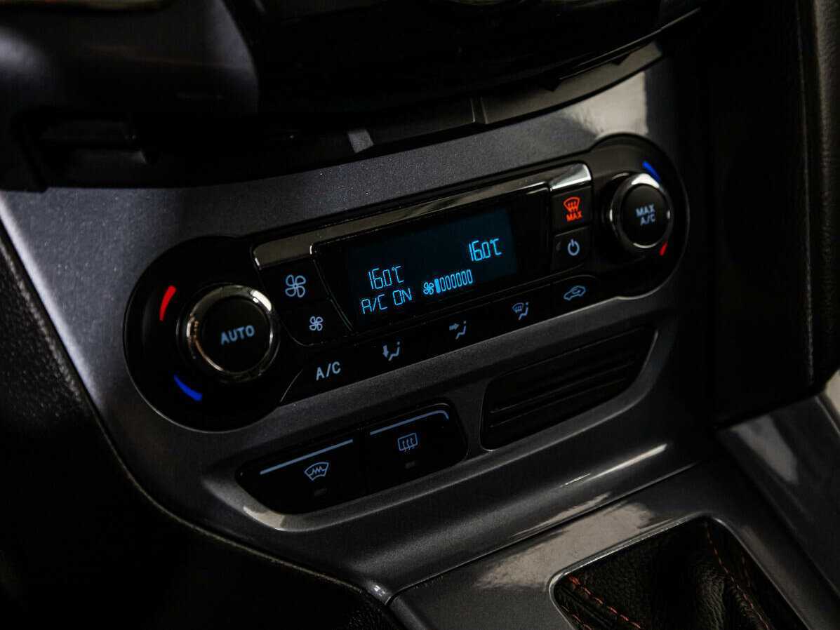 Ford Focus б/у, 2014, Роботизированная. Фото: #15