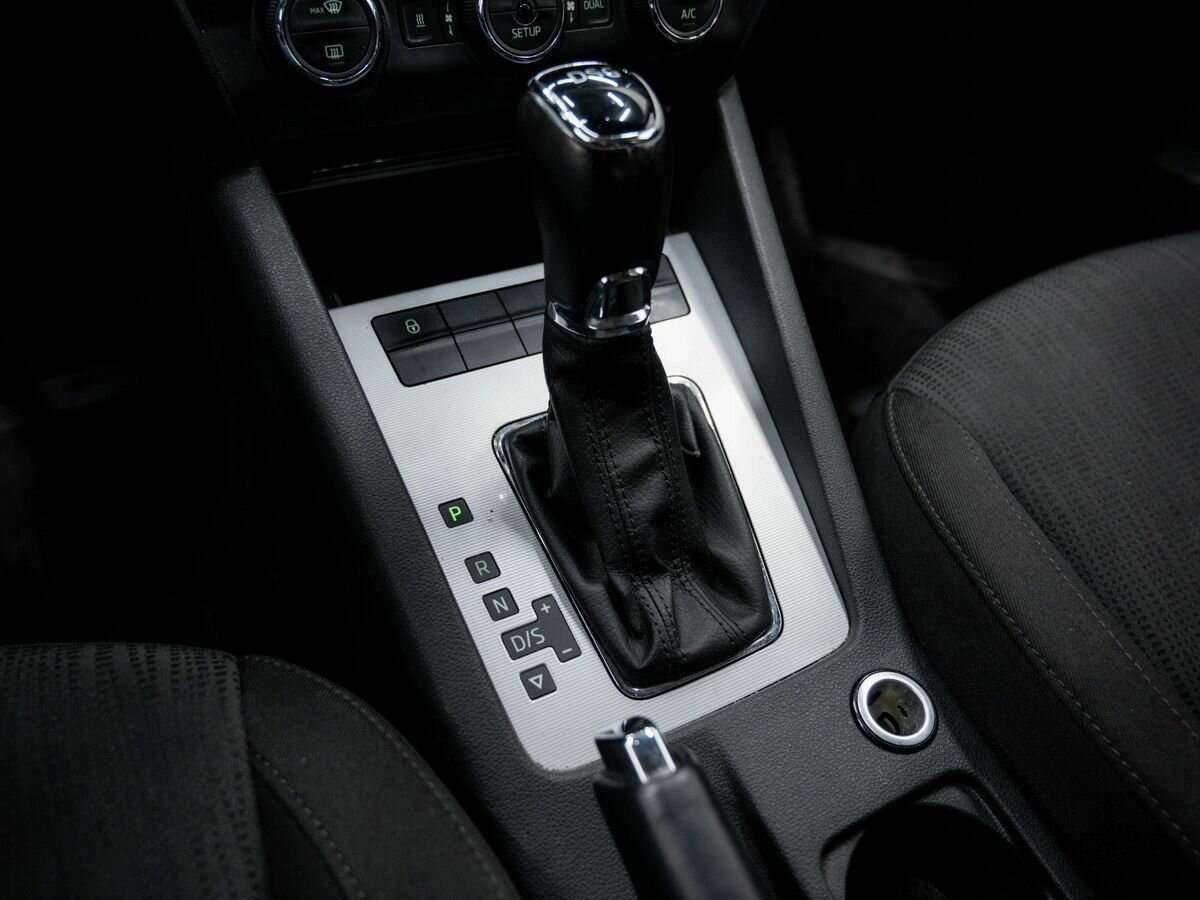 Skoda Octavia б/у, 2015, Роботизированная. Фото: #19