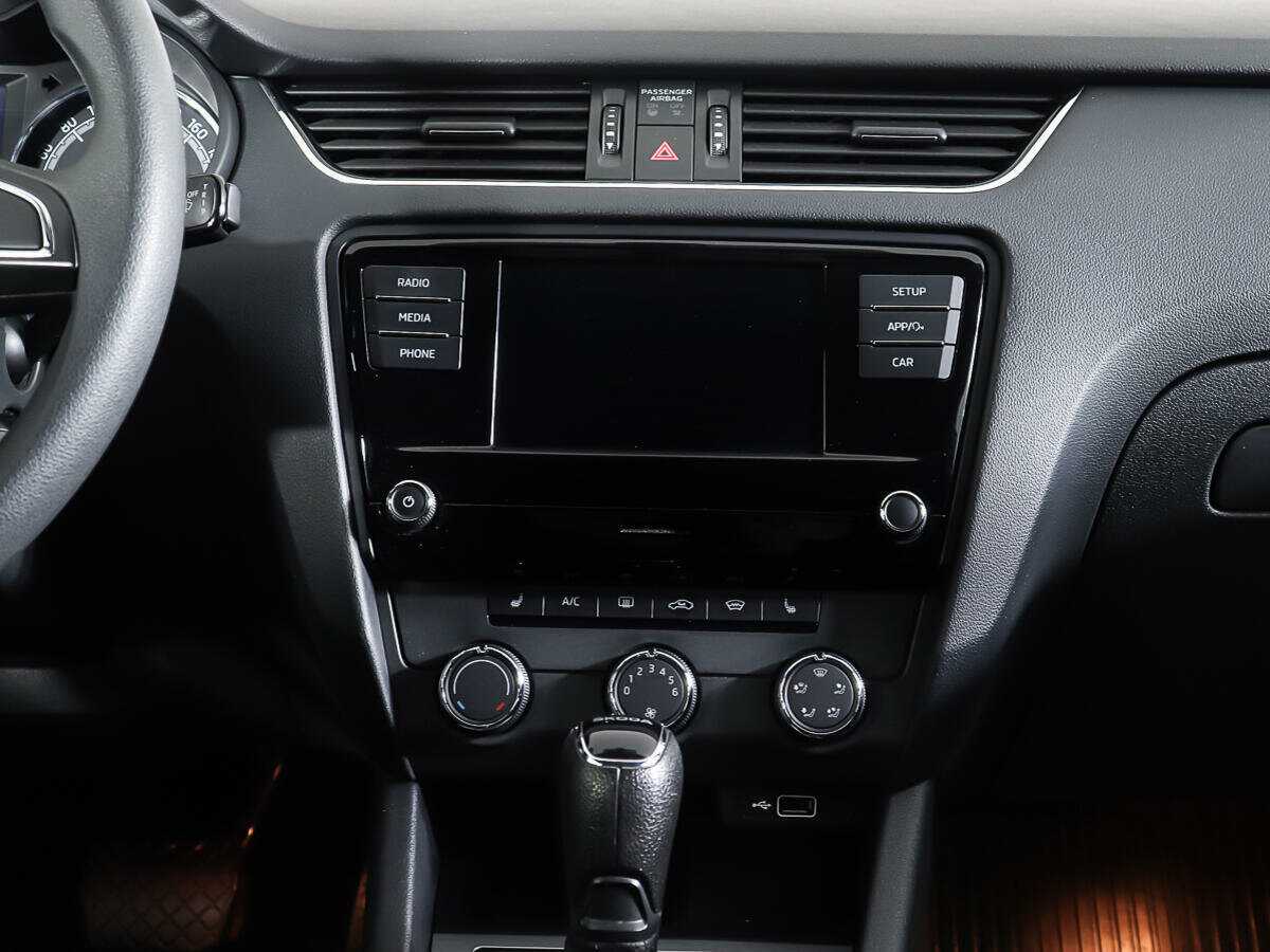 Skoda Octavia б/у, 2018, Автоматическая. Фото: #11