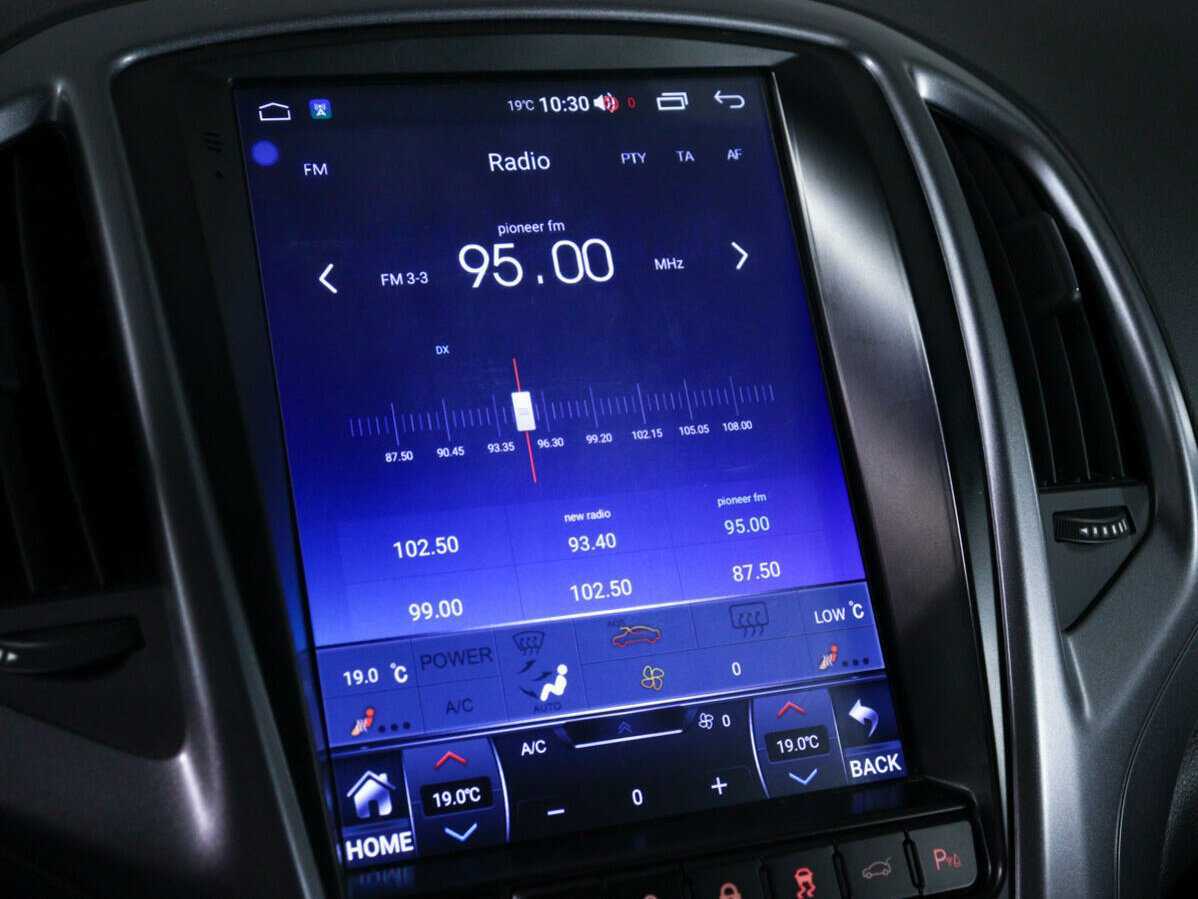 Opel Astra б/у, 2014, Автоматическая. Фото: #18