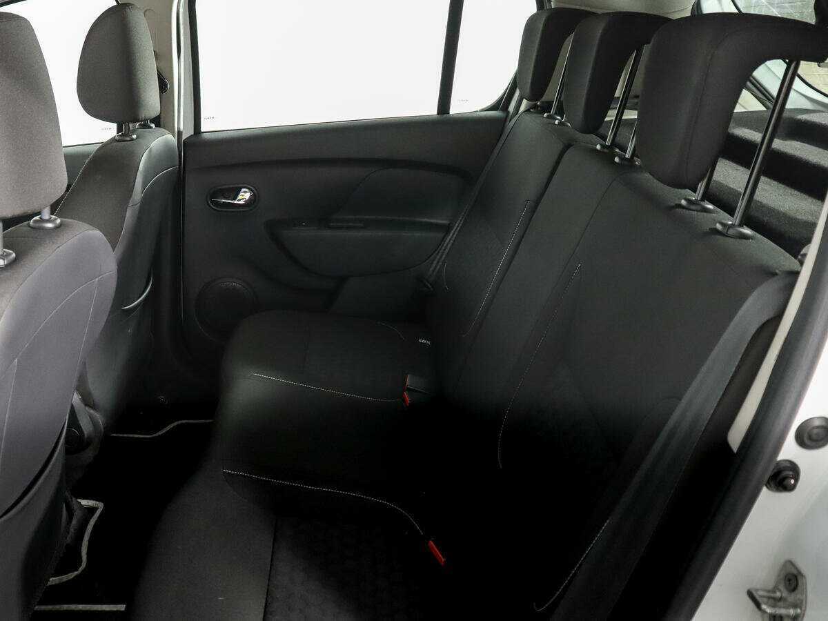 Renault Sandero б/у, 2017, Автоматическая. Фото: #11