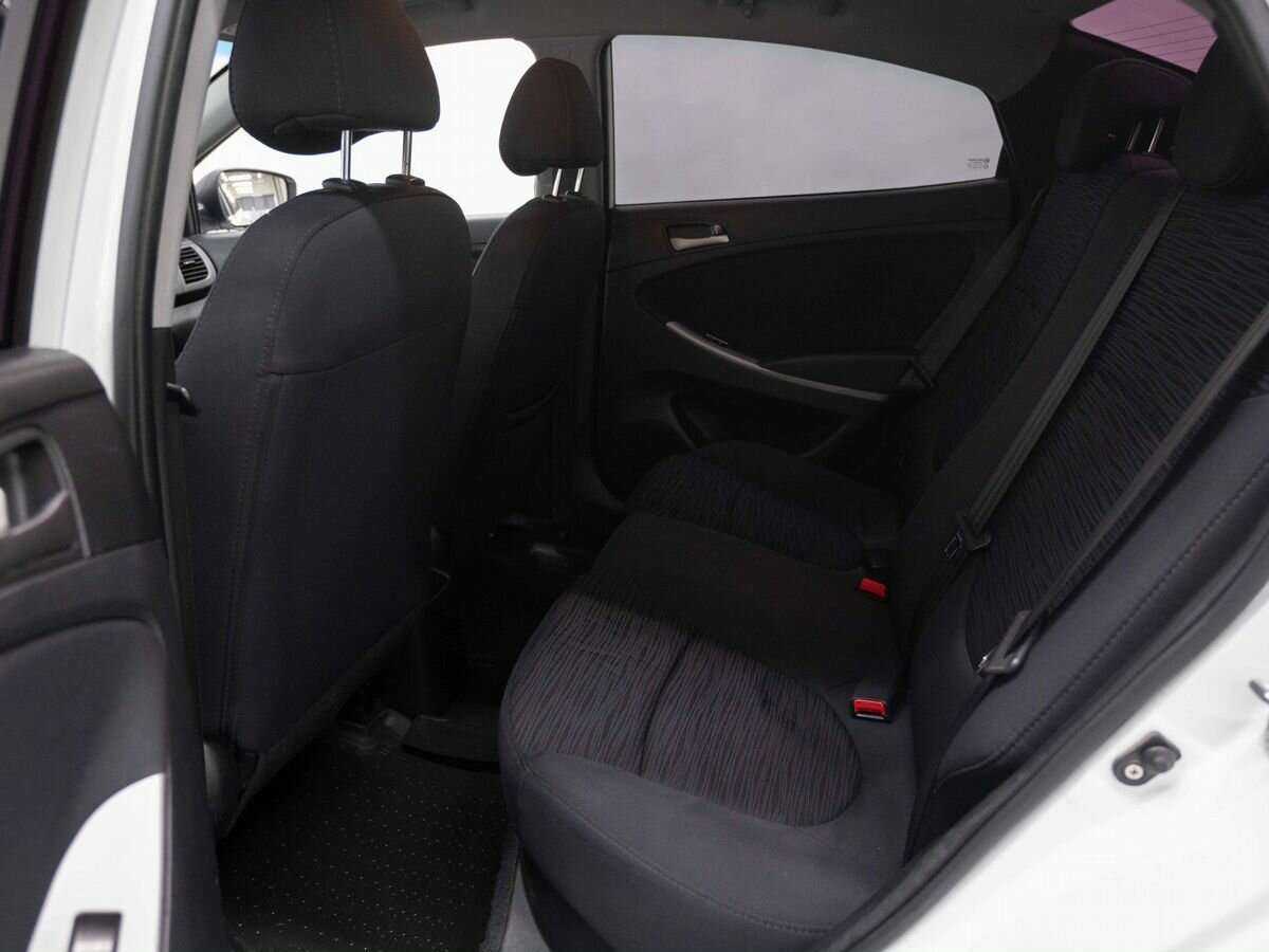 Hyundai Solaris б/у, 2014, Автоматическая. Фото: #9