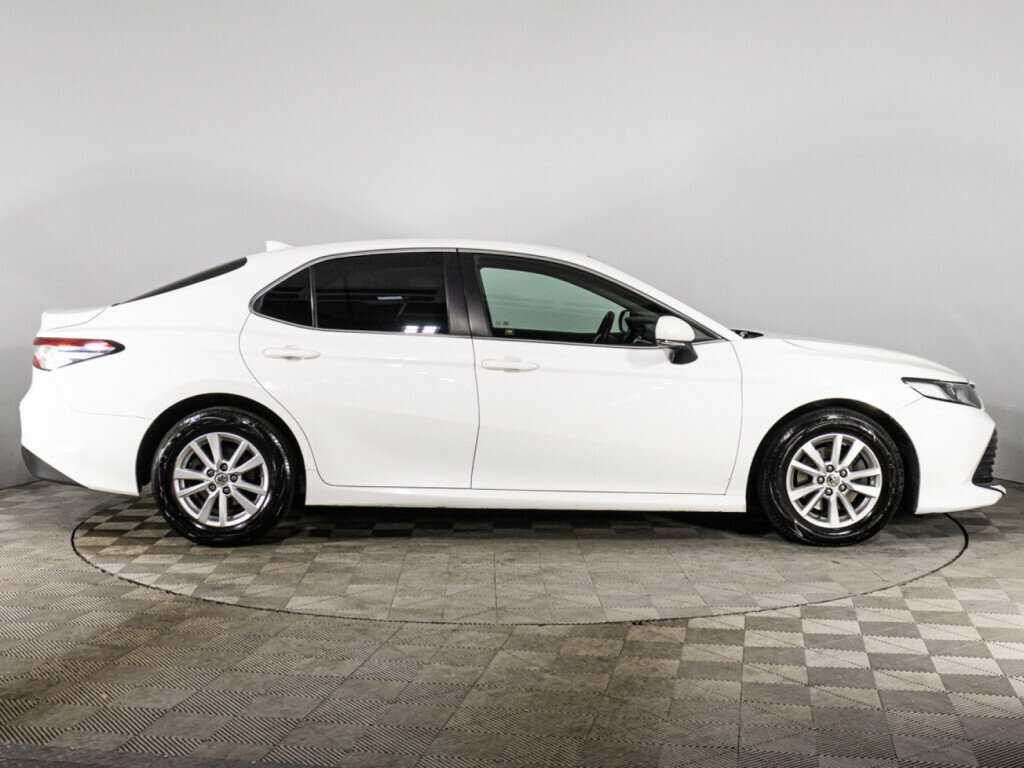 Toyota Camry б/у, 2018, Автоматическая. Фото: #3