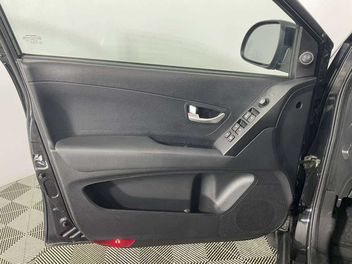 SsangYong Actyon б/у, 2012, Механическая. Фото: #7