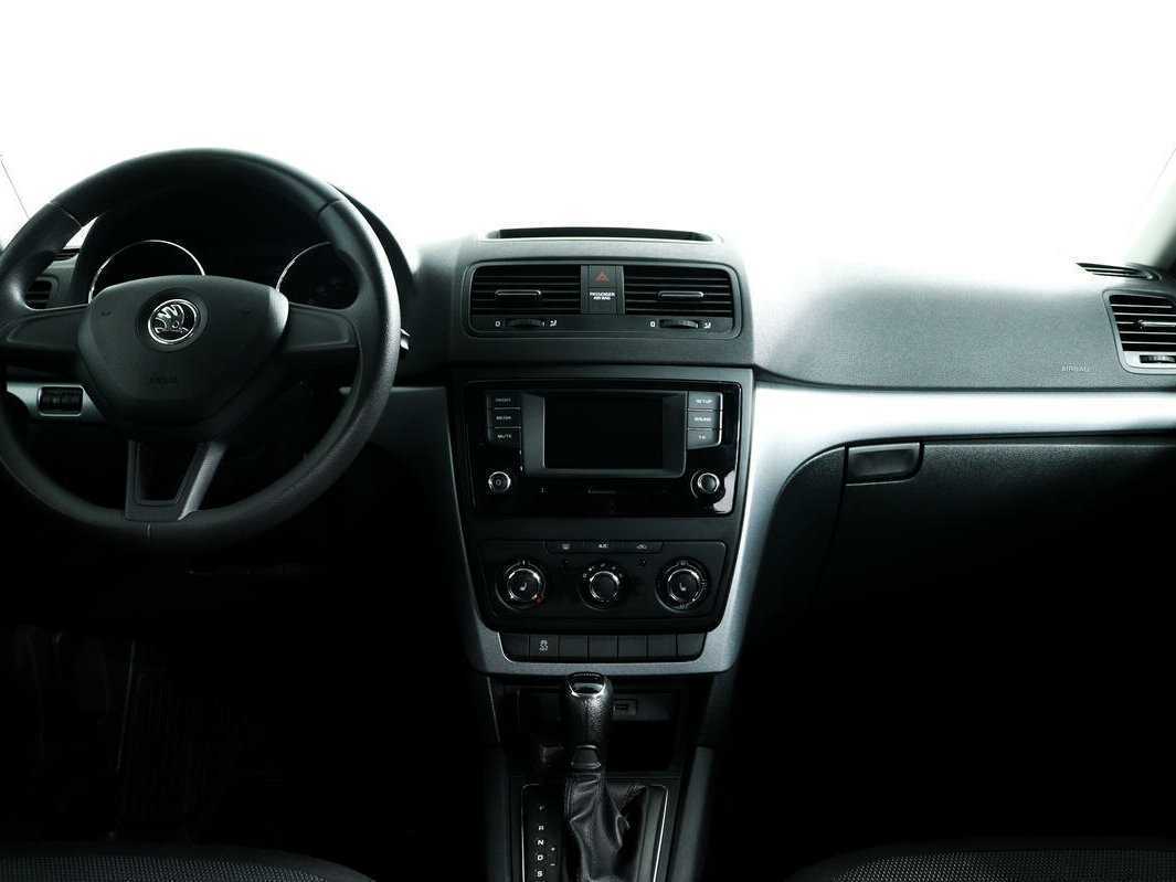 Skoda Yeti б/у, 2017, Автоматическая. Фото: #10