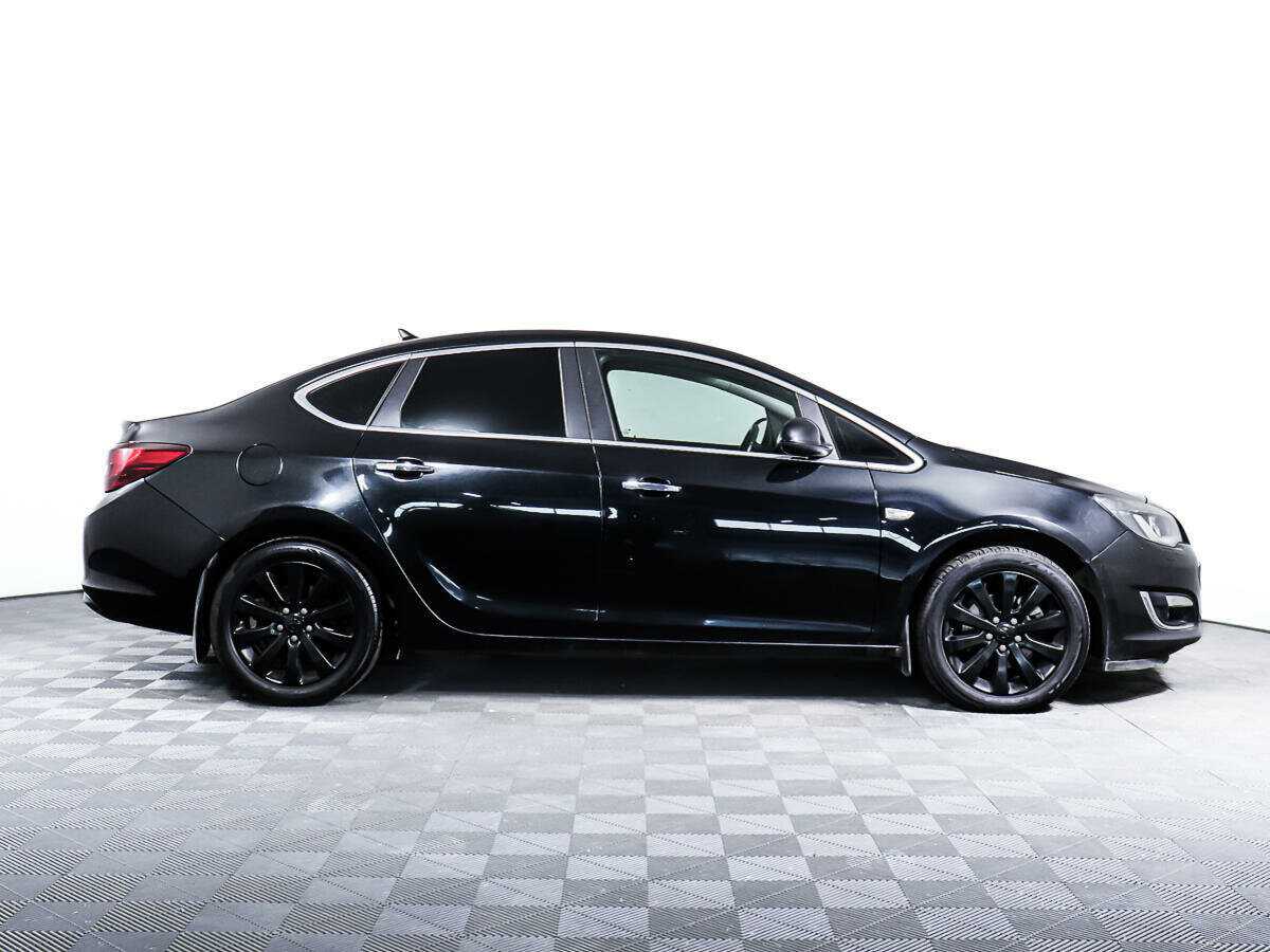 Opel Astra б/у, 2013, Автоматическая. Фото: #2