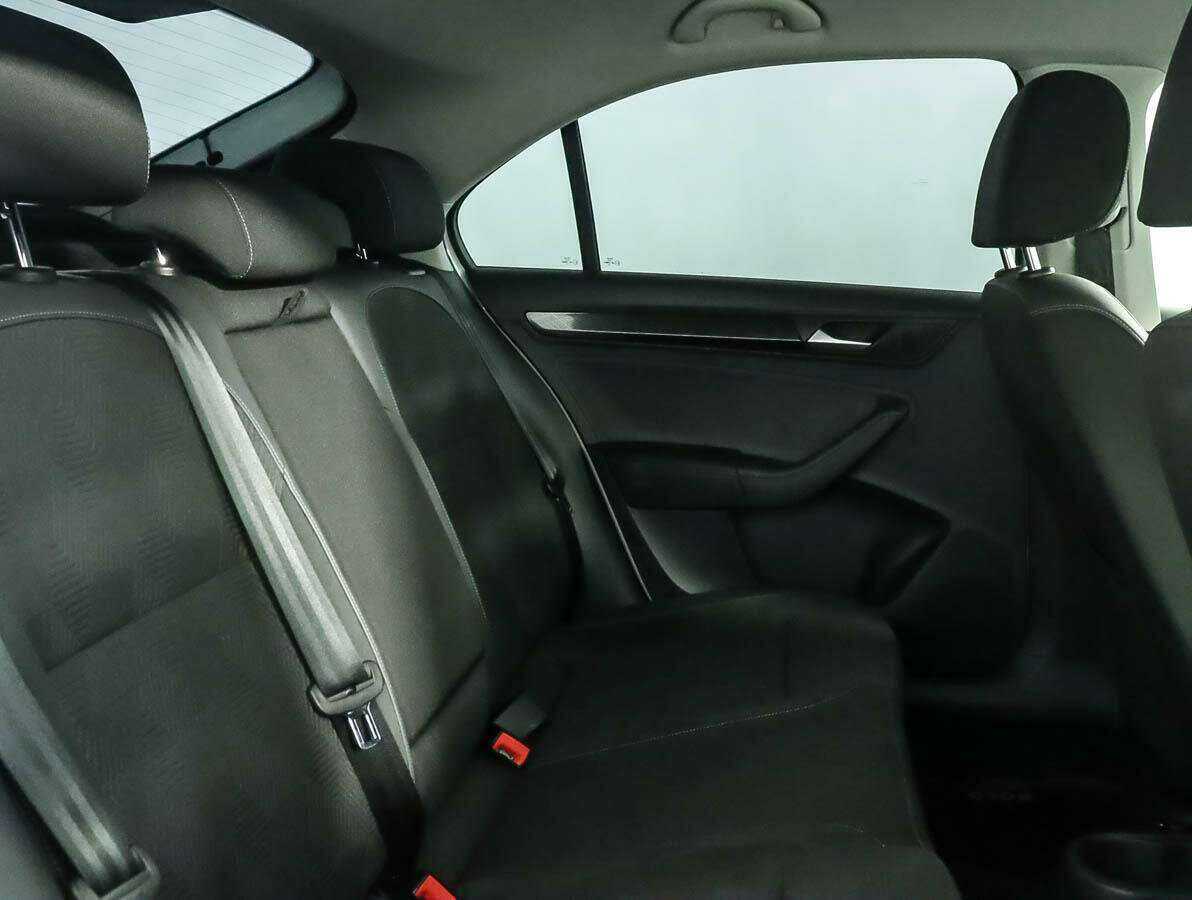 Volkswagen Polo б/у, 2021, Механическая. Фото: #8