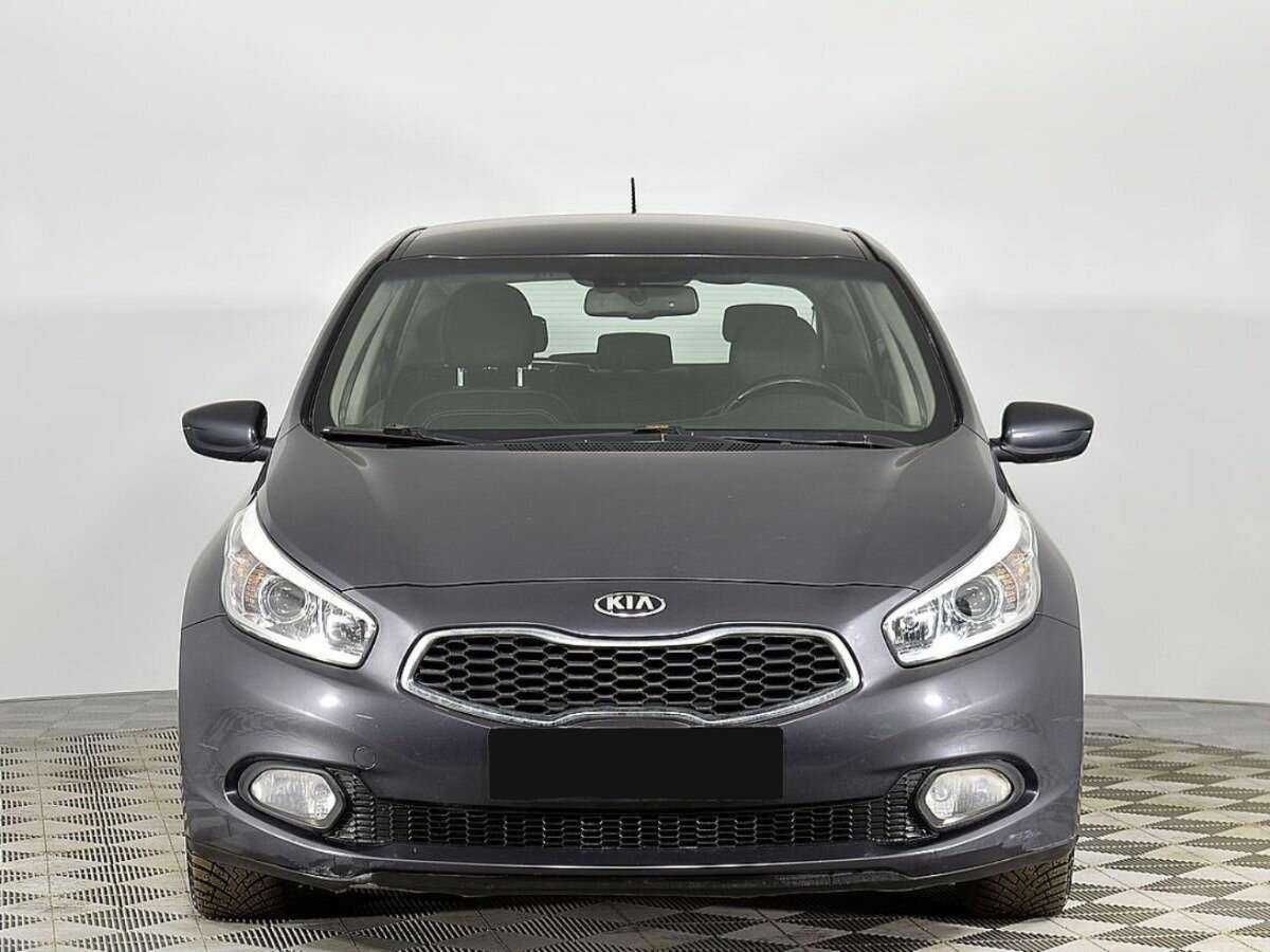 Kia Ceed б/у, 2015, Автоматическая. Фото: #2