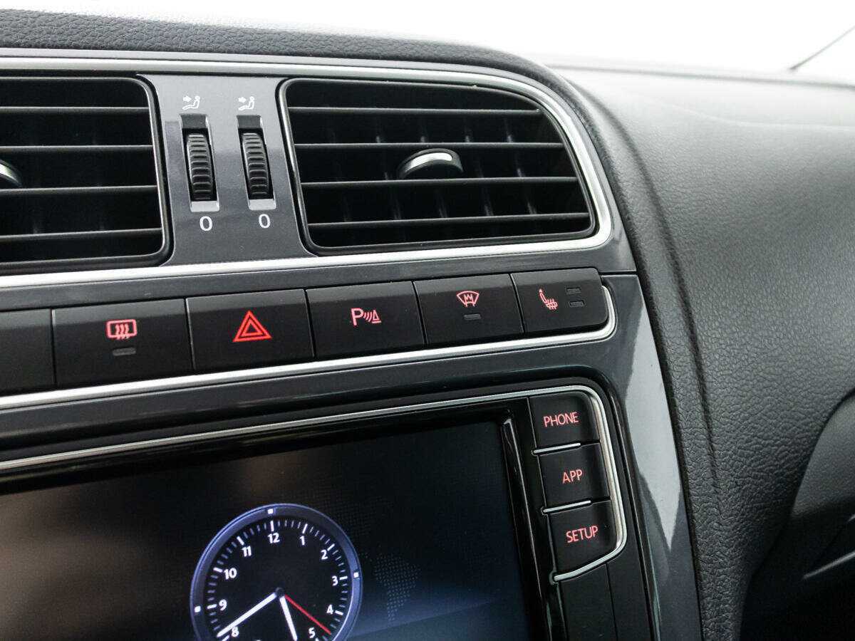 Volkswagen Polo б/у, 2019, Автоматическая. Фото: #16