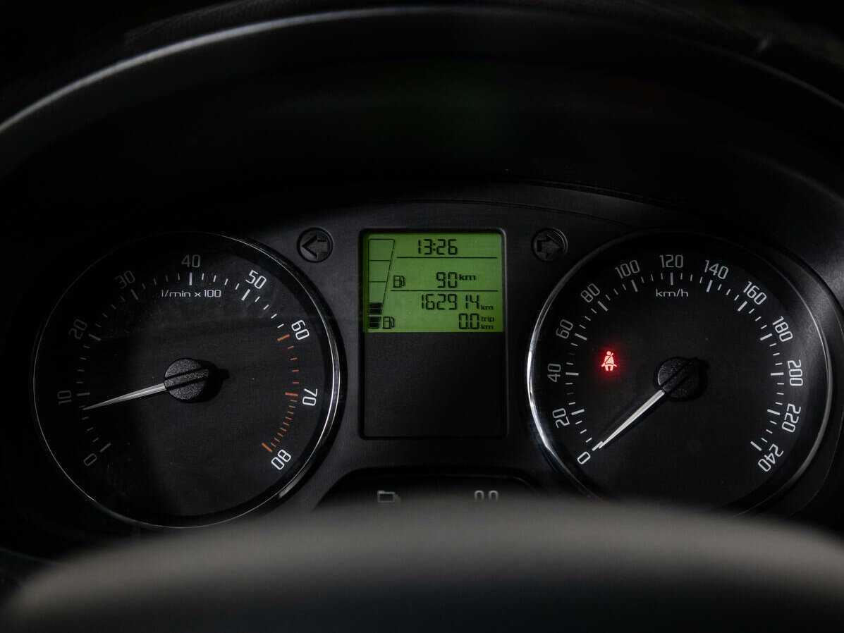 Skoda Fabia б/у, 2013, Механическая. Фото: #11