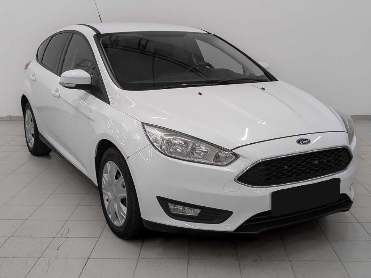Ford Focus б/у, 2015, Механическая. Фото: #2