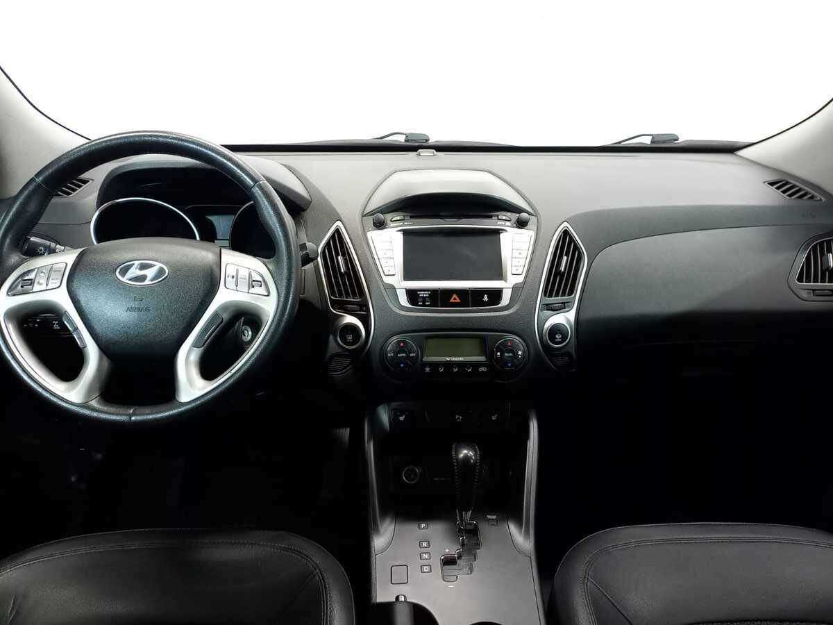 Hyundai ix35 б/у, 2012, Автоматическая. Фото: #9