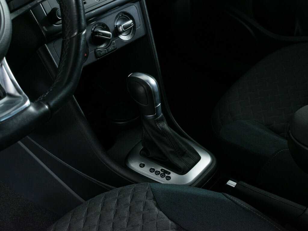 Volkswagen Polo б/у, 2019, Автоматическая. Фото: #12