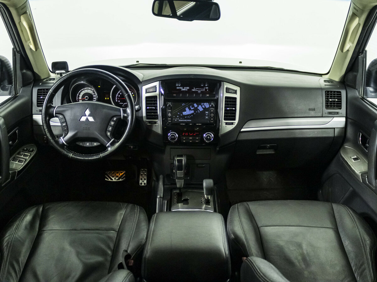 Mitsubishi Pajero б/у, 2014, Автоматическая. Фото: #9