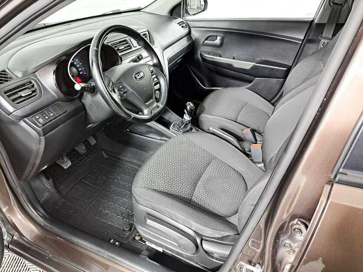 Kia Rio б/у, 2016, Механическая. Фото: #11