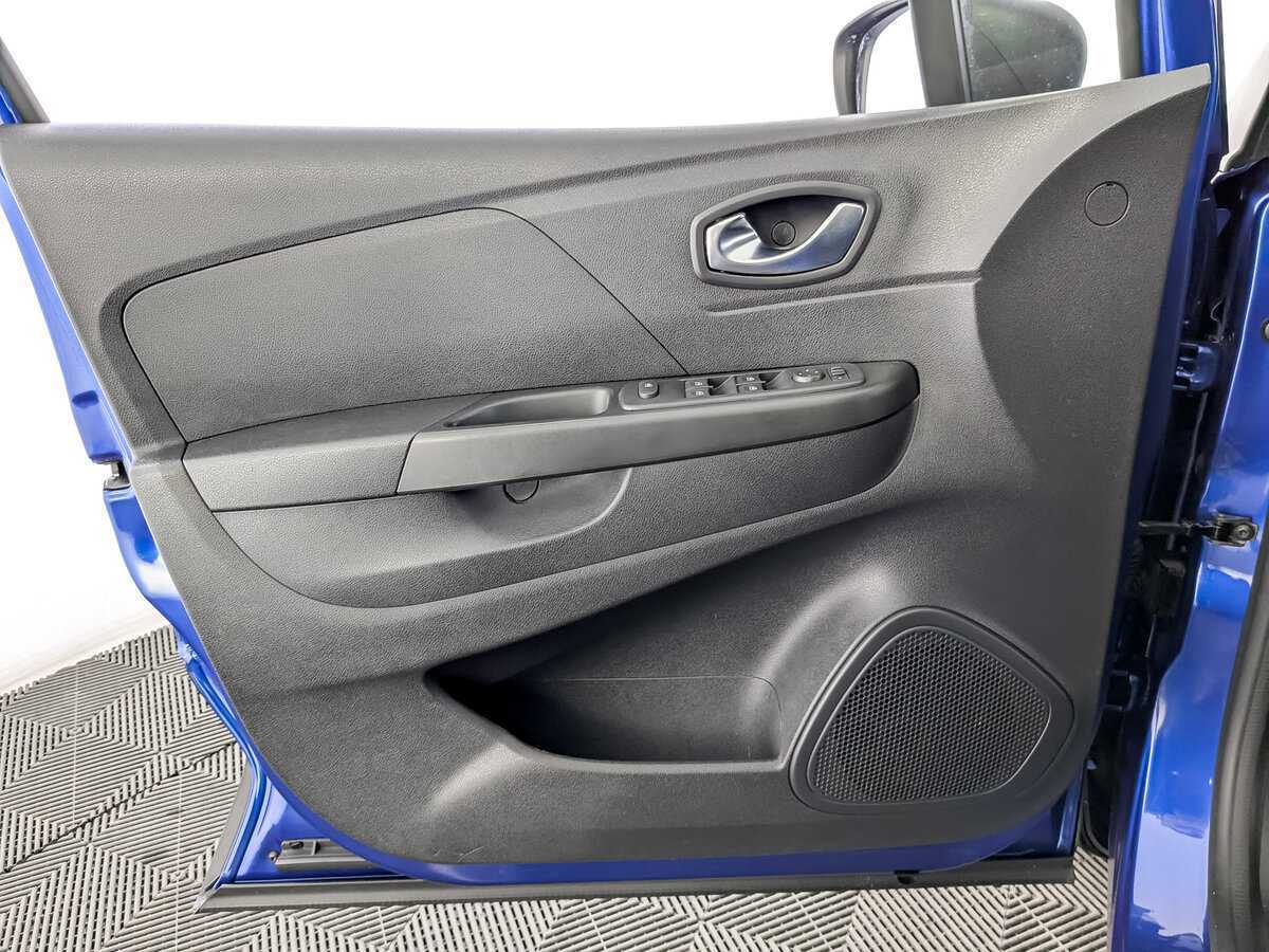 Renault Kaptur б/у, 2021, Механическая. Фото: #18