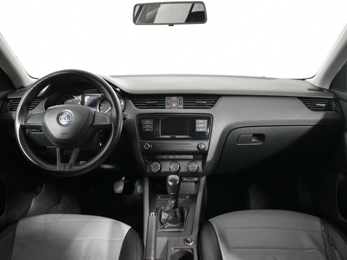 Skoda Octavia б/у, 2015, Механическая. Фото: #9