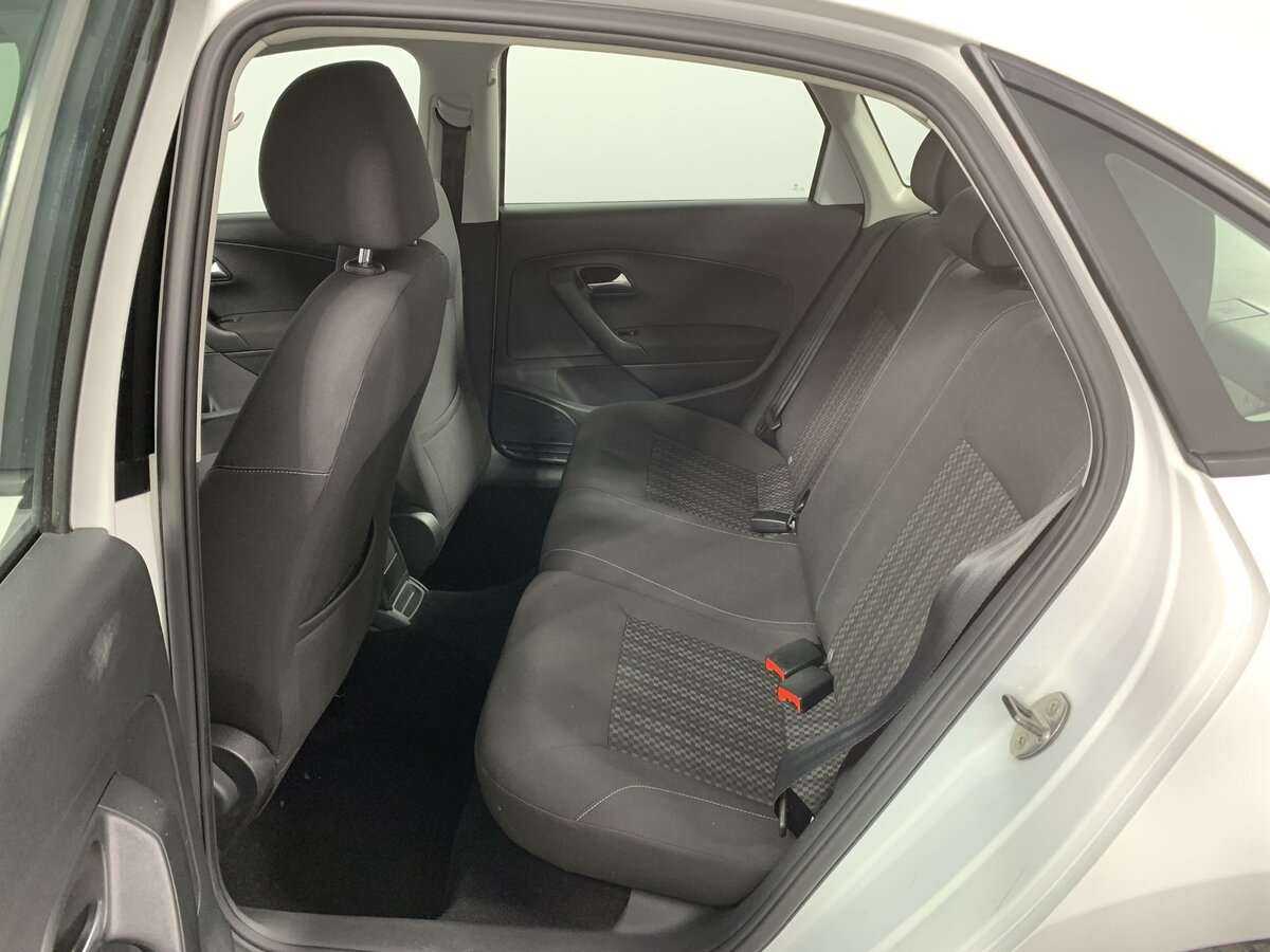 Volkswagen Polo б/у, 2019, Механическая. Фото: #7