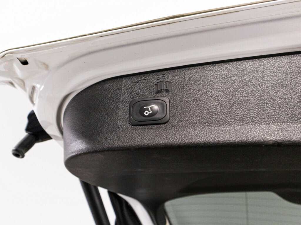 Ford Kuga б/у, 2017, Автоматическая. Фото: #14