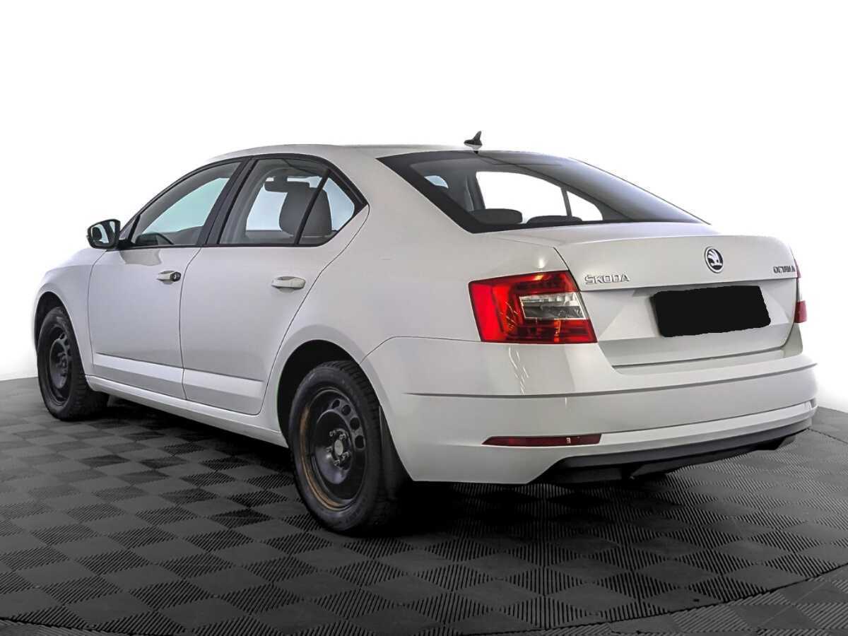 Skoda Octavia б/у, 2019, Механическая. Фото: #6