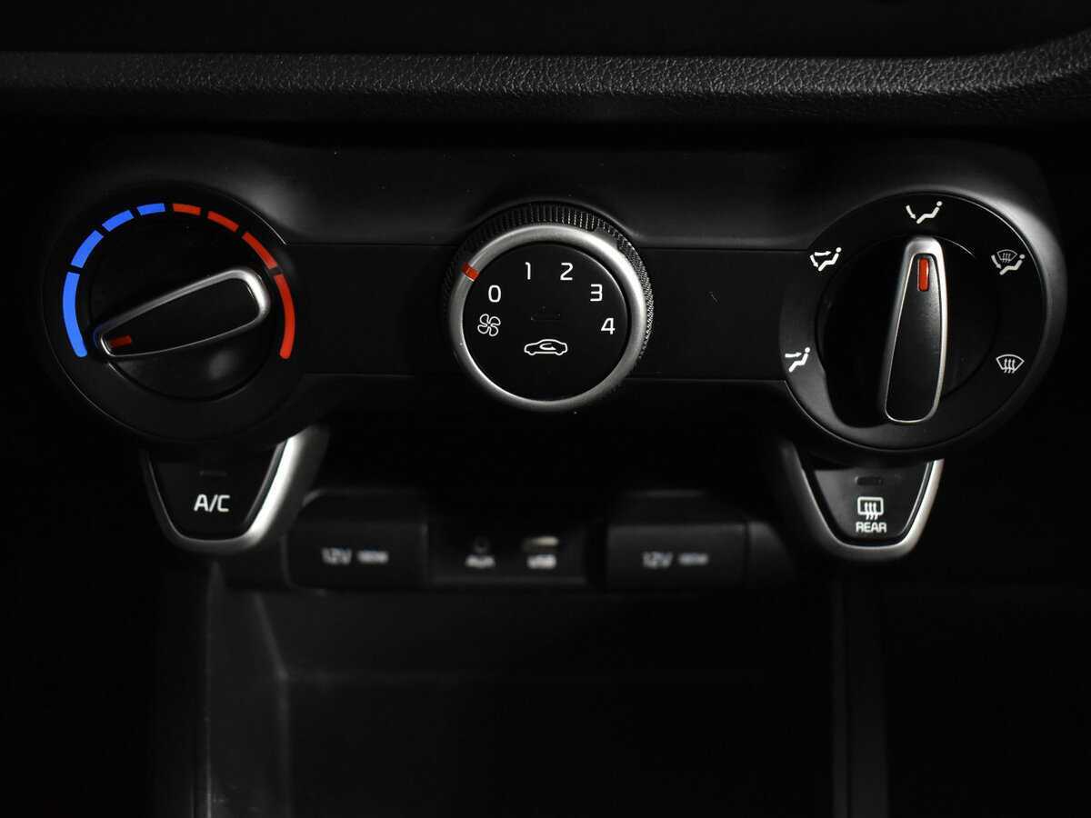 Kia Rio б/у, 2017, Автоматическая. Фото: #18