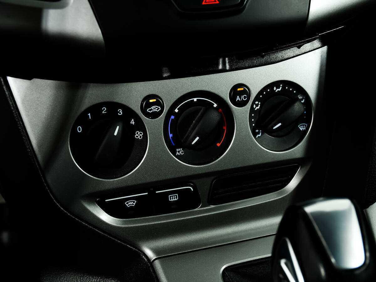 Ford Focus б/у, 2015, Роботизированная. Фото: #15