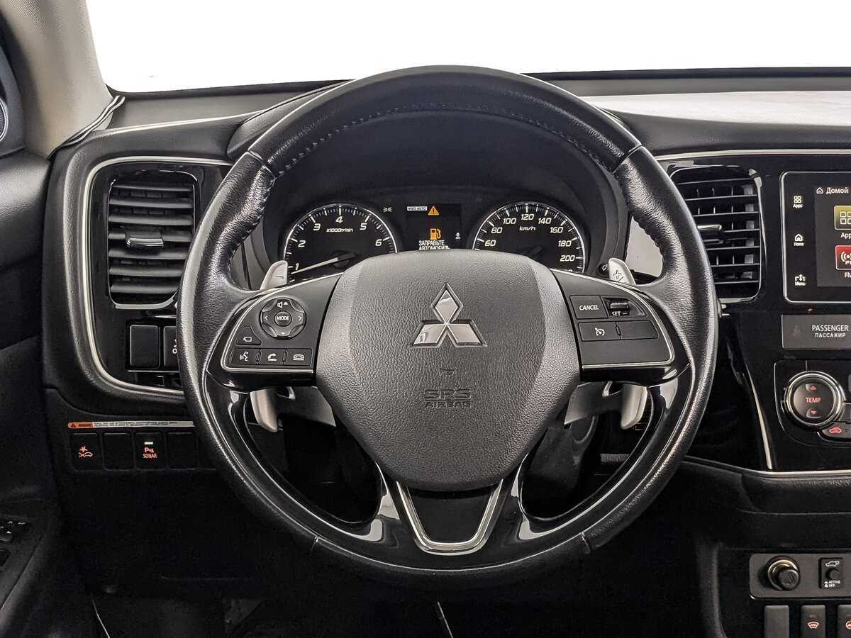 Mitsubishi Outlander б/у, 2017, Вариатор. Фото: #16