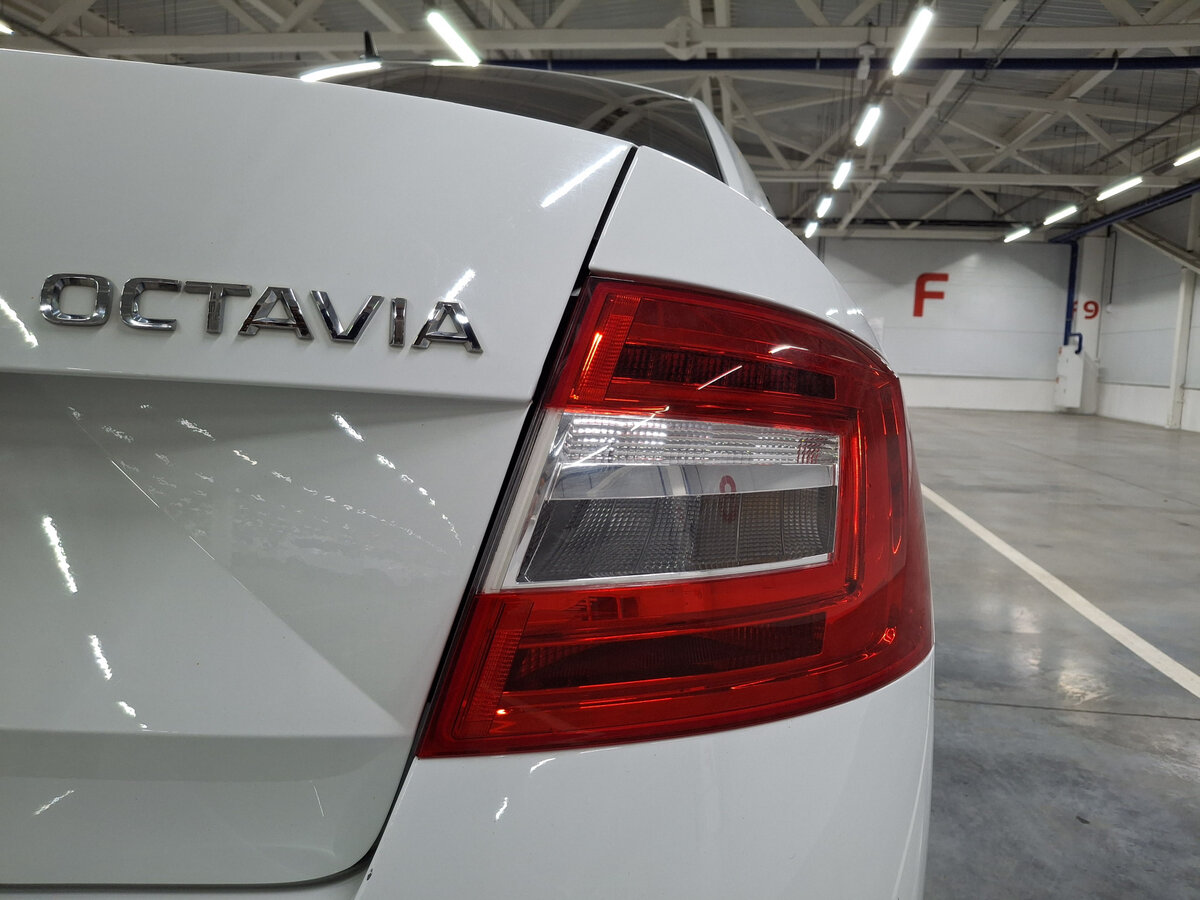 Skoda Octavia б/у, 2018, Механическая. Фото: #8