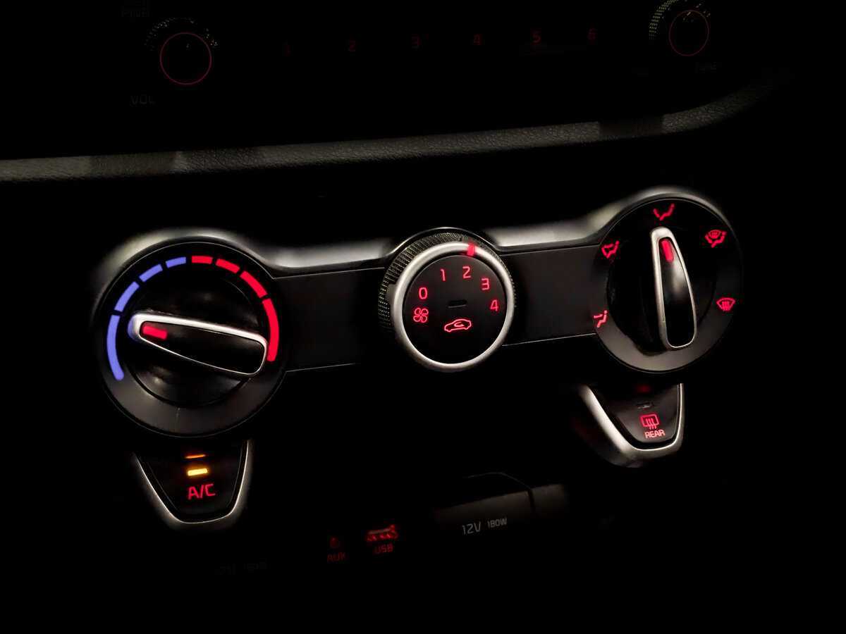 Kia Rio б/у, 2020, Автоматическая. Фото: #23