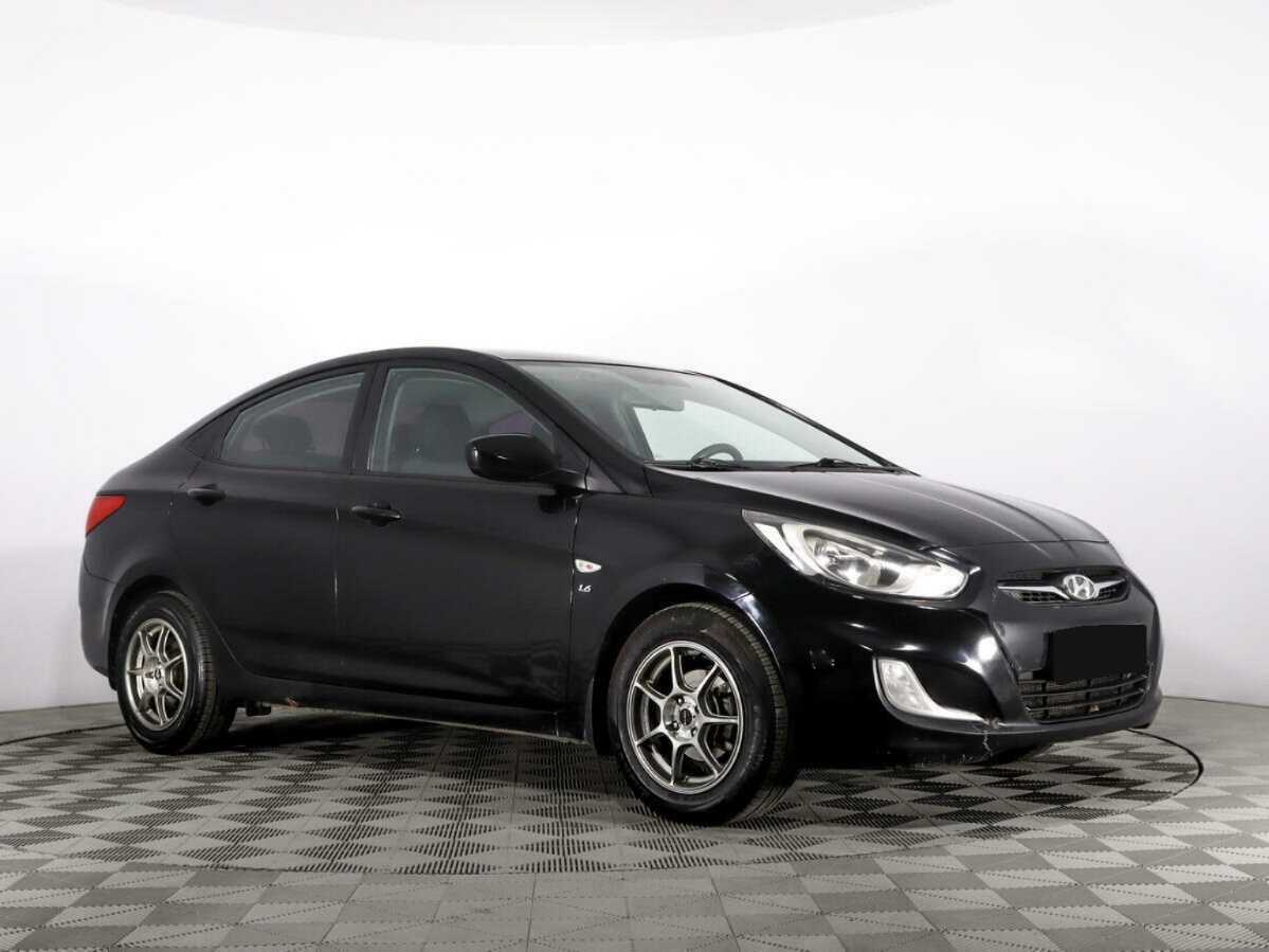 Hyundai Solaris б/у, 2013, Автоматическая. Фото: #2