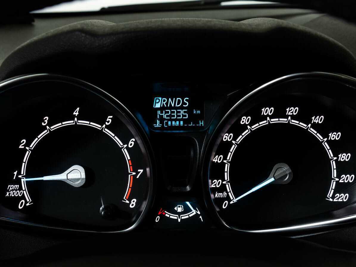 Ford Fiesta б/у, 2017, Роботизированная. Фото: #13