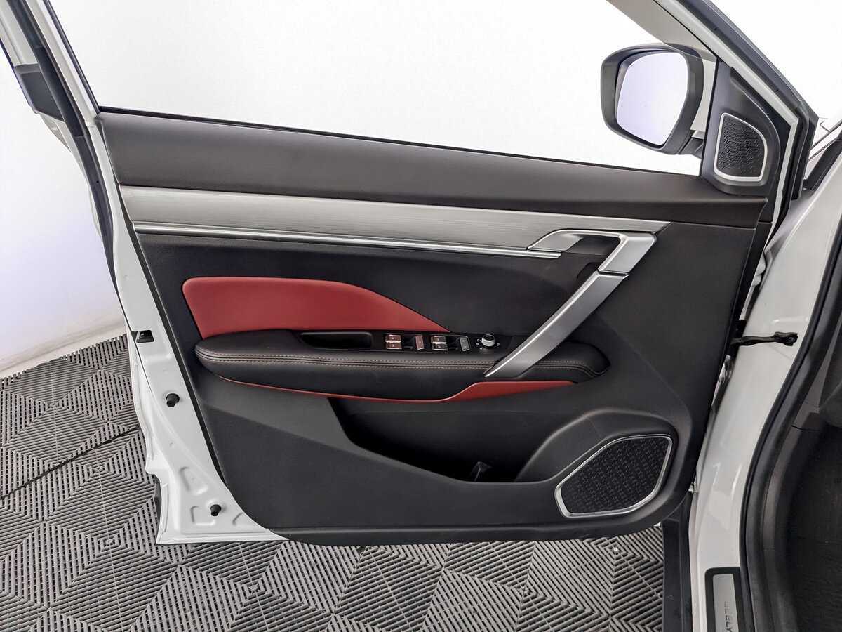 Geely Coolray б/у, 2021, Роботизированная. Фото: #14