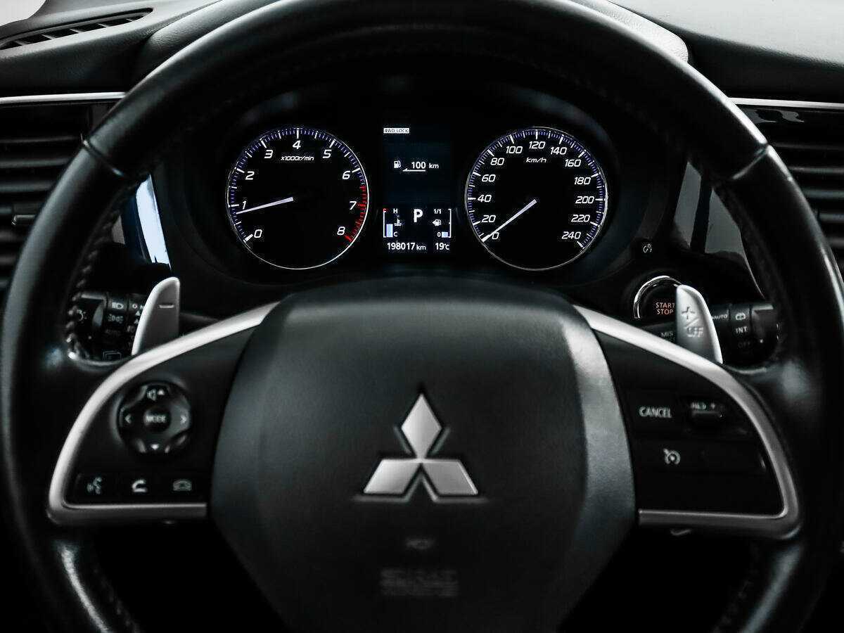 Mitsubishi Outlander б/у, 2014, Вариатор. Фото: #17
