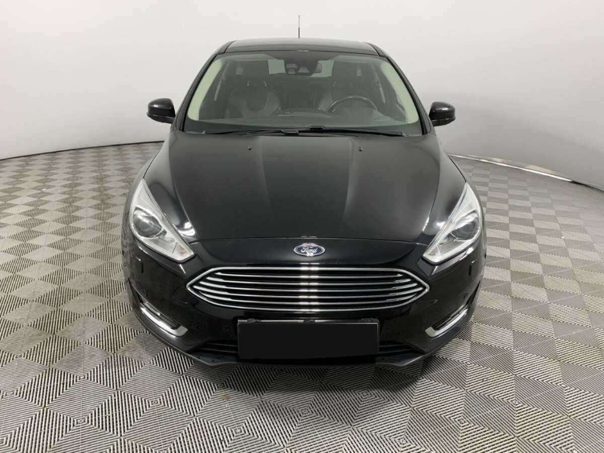 Ford Focus б/у, 2017, Автоматическая. Фото: #1