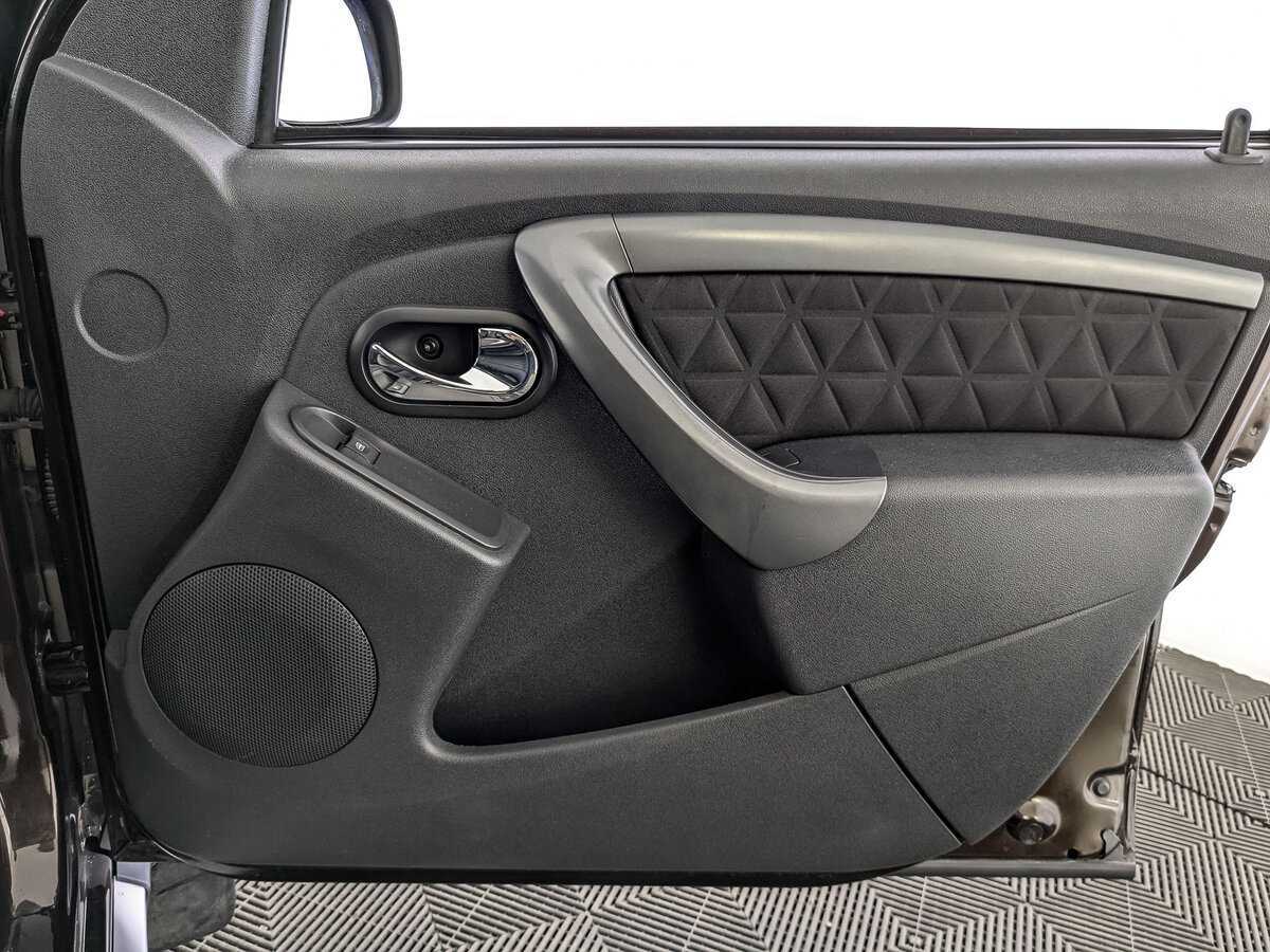 Renault Duster б/у, 2018, Механическая. Фото: #23