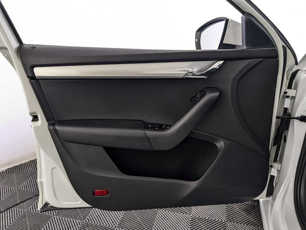 Skoda Octavia б/у, 2017, Механическая. Фото: #13