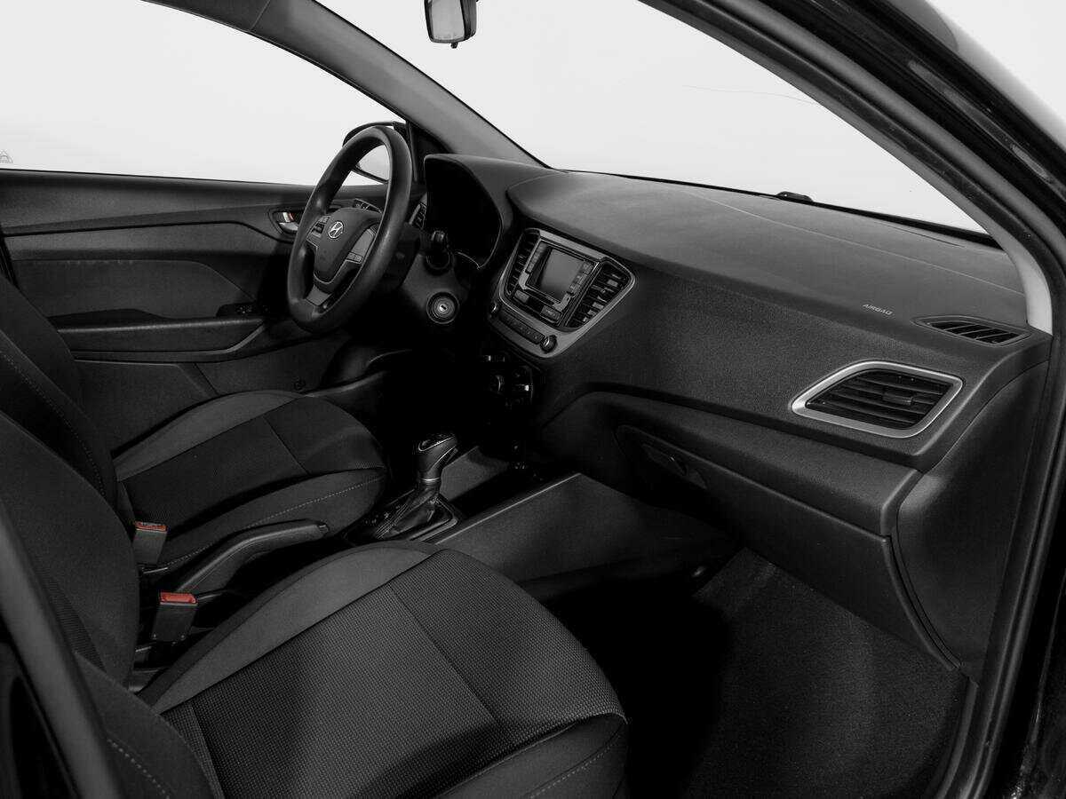 Hyundai Solaris б/у, 2018, Автоматическая. Фото: #7