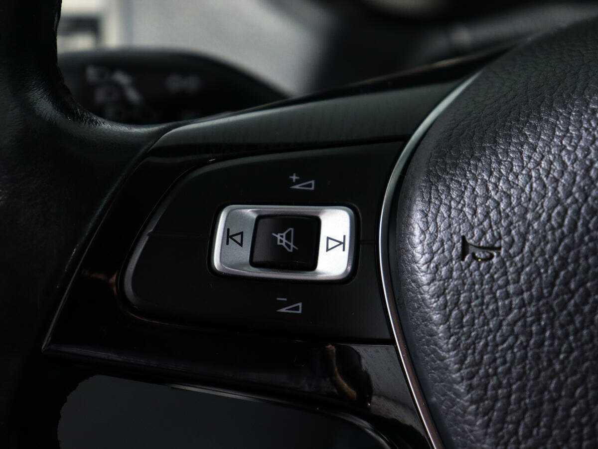 Volkswagen Polo б/у, 2017, Автоматическая. Фото: #17