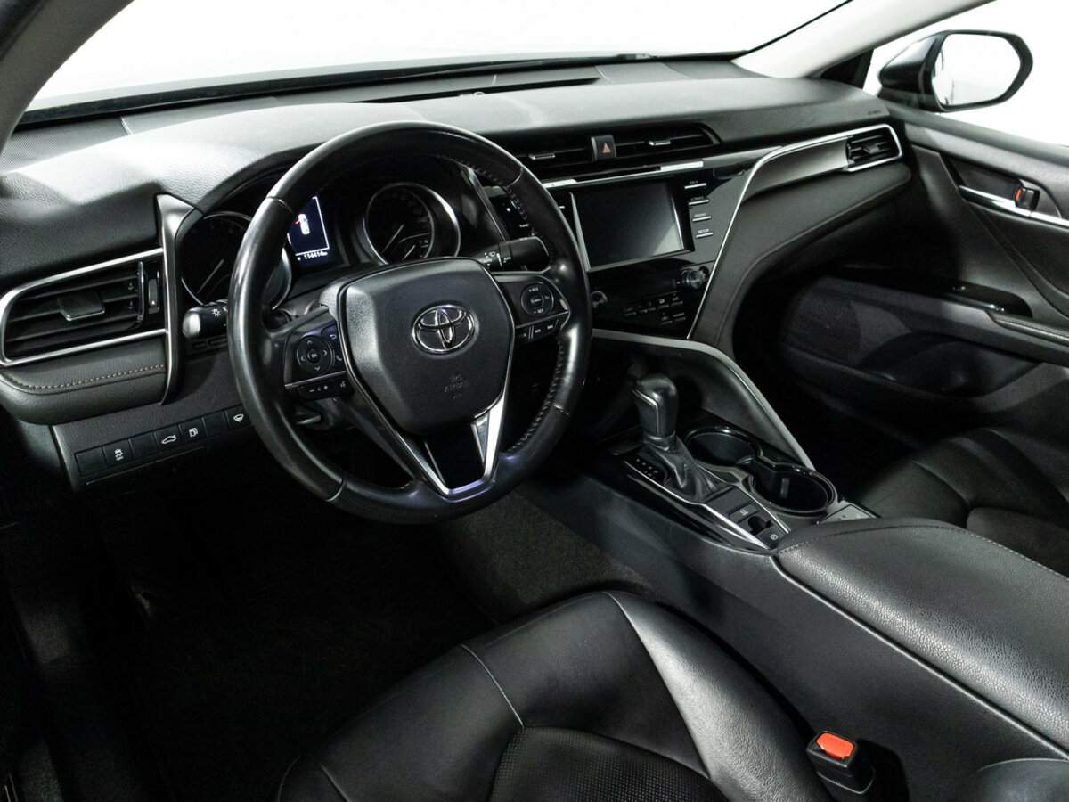 Toyota Camry б/у, 2018, Автоматическая. Фото: #10