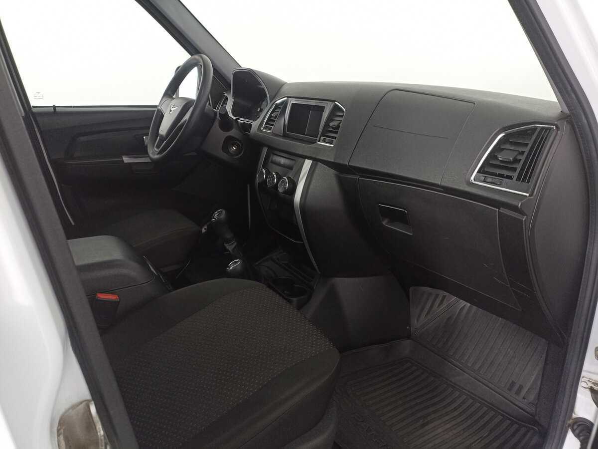 УАЗ Patriot б/у, 2018, Механическая. Фото: #10